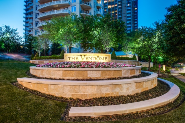 Vendome entrance signage and landscaping